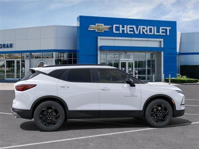 new 2025 Chevrolet Blazer car, priced at $34,420