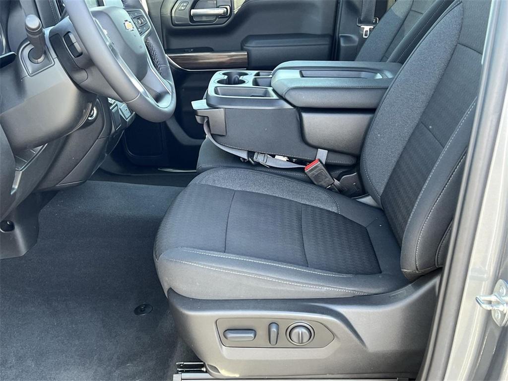 used 2022 Chevrolet Silverado 1500 Limited car, priced at $32,798