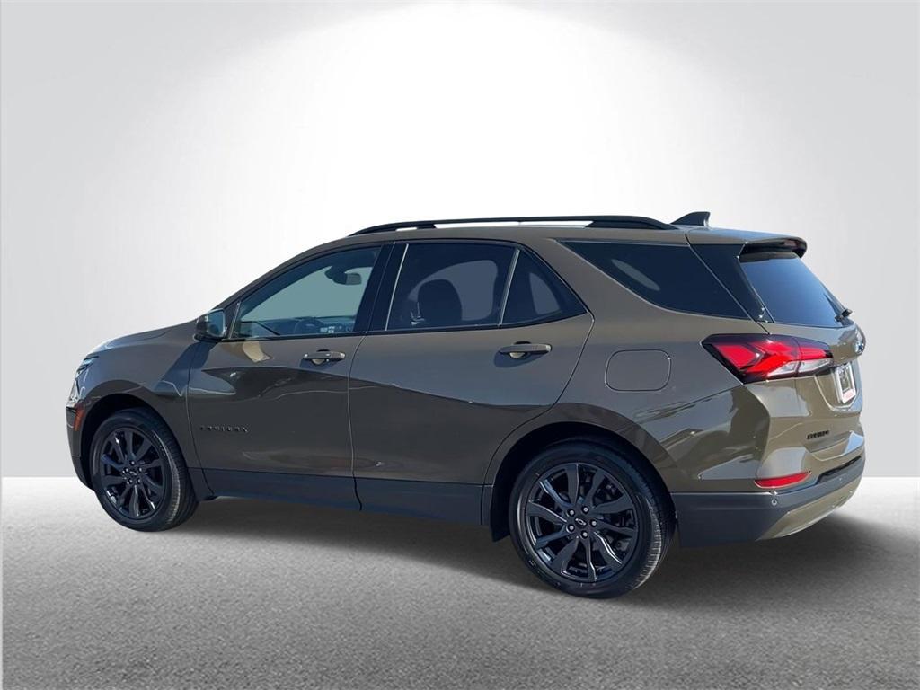 used 2024 Chevrolet Equinox car, priced at $25,598