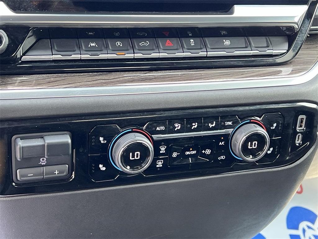 used 2022 Chevrolet Silverado 1500 car, priced at $41,598