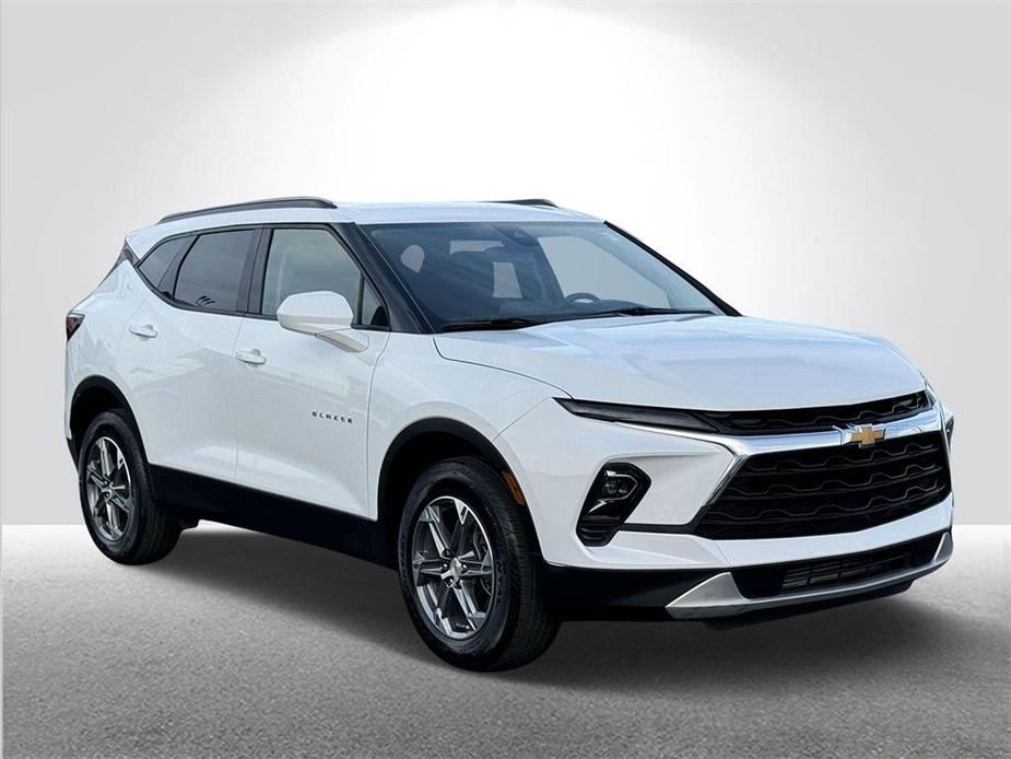 used 2024 Chevrolet Blazer car, priced at $31,388