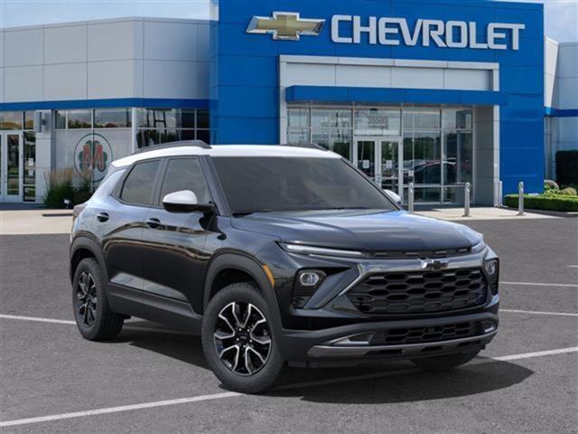 new 2025 Chevrolet TrailBlazer car, priced at $28,488