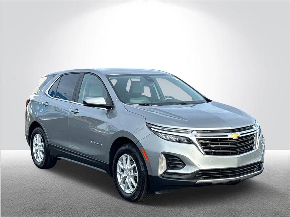 used 2022 Chevrolet Equinox car, priced at $19,198