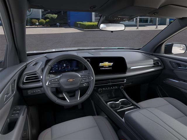 new 2025 Chevrolet Traverse car