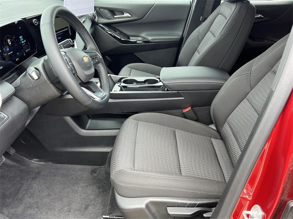 used 2025 Chevrolet Equinox car, priced at $27,598