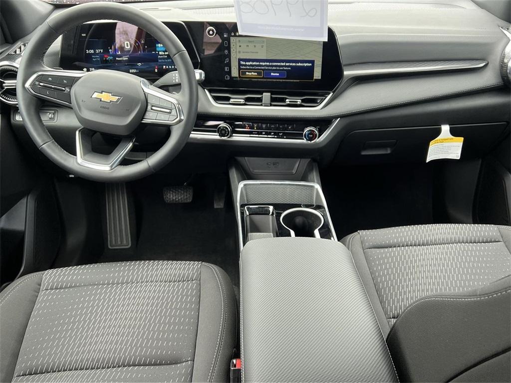 used 2025 Chevrolet Equinox car, priced at $27,598