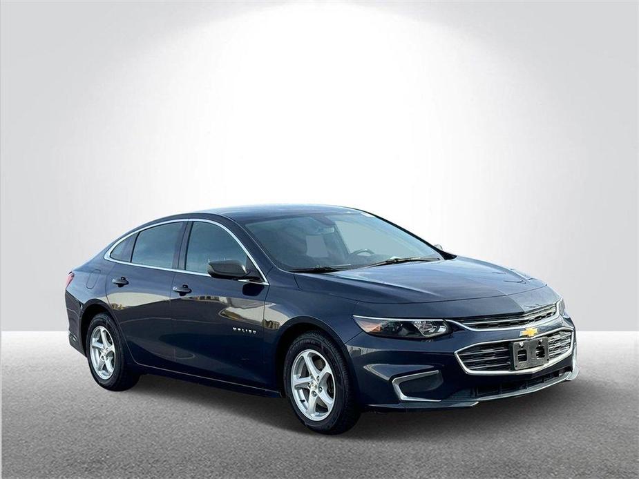 used 2018 Chevrolet Malibu car, priced at $16,991