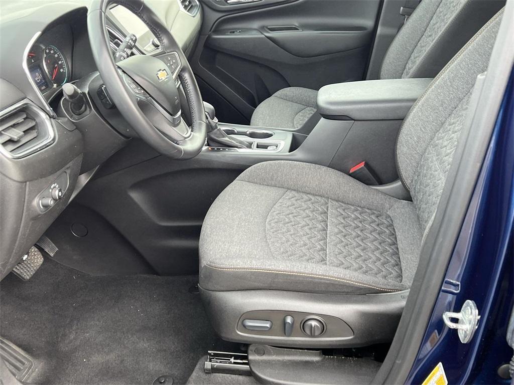 used 2022 Chevrolet Equinox car, priced at $18,998