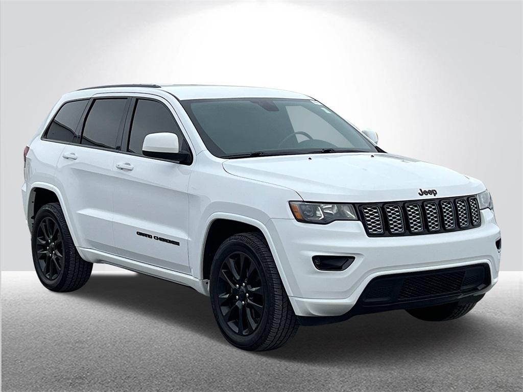 used 2018 Jeep Grand Cherokee car, priced at $15,791