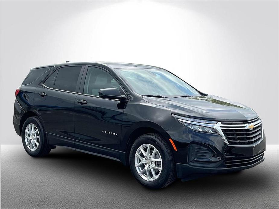 used 2023 Chevrolet Equinox car, priced at $19,598