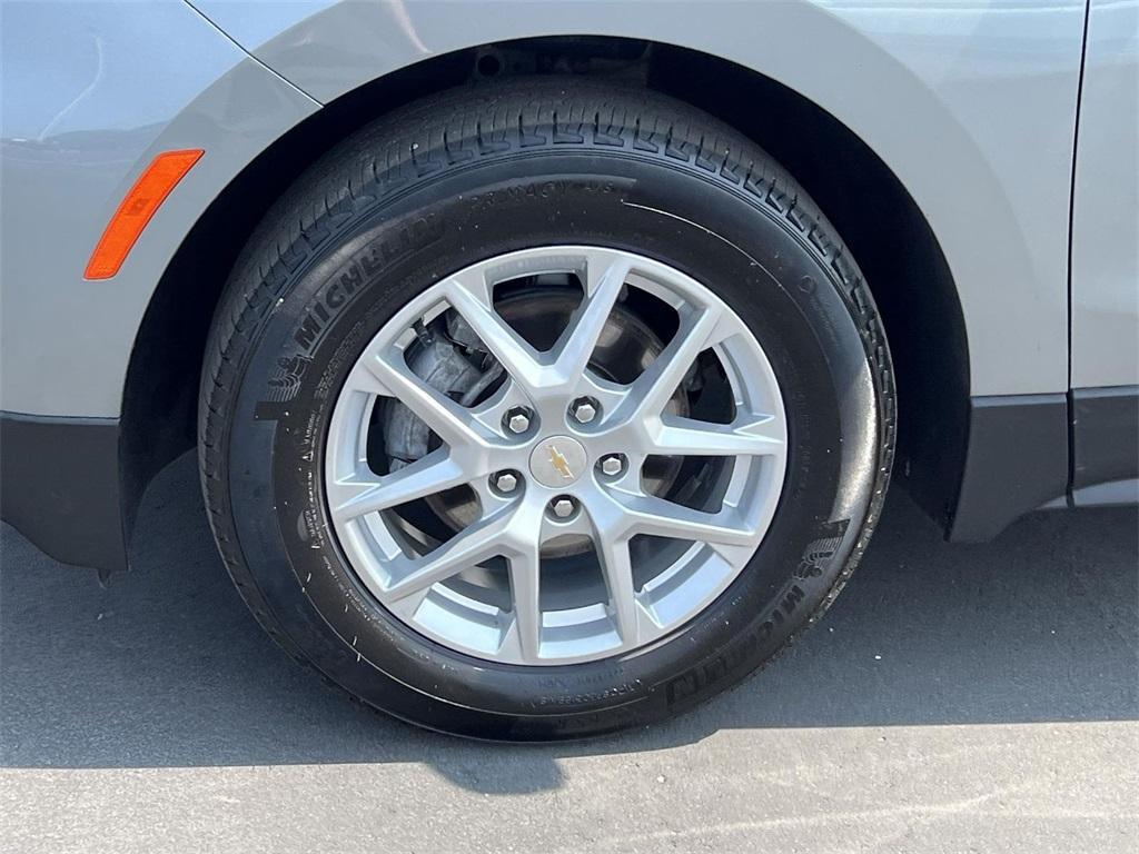 used 2024 Chevrolet Equinox car, priced at $22,798