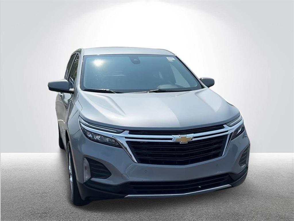 used 2024 Chevrolet Equinox car, priced at $22,798