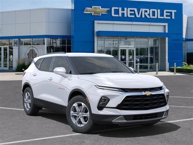 new 2025 Chevrolet Blazer car, priced at $35,761