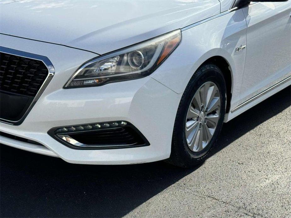 used 2016 Hyundai Sonata Hybrid car, priced at $14,991