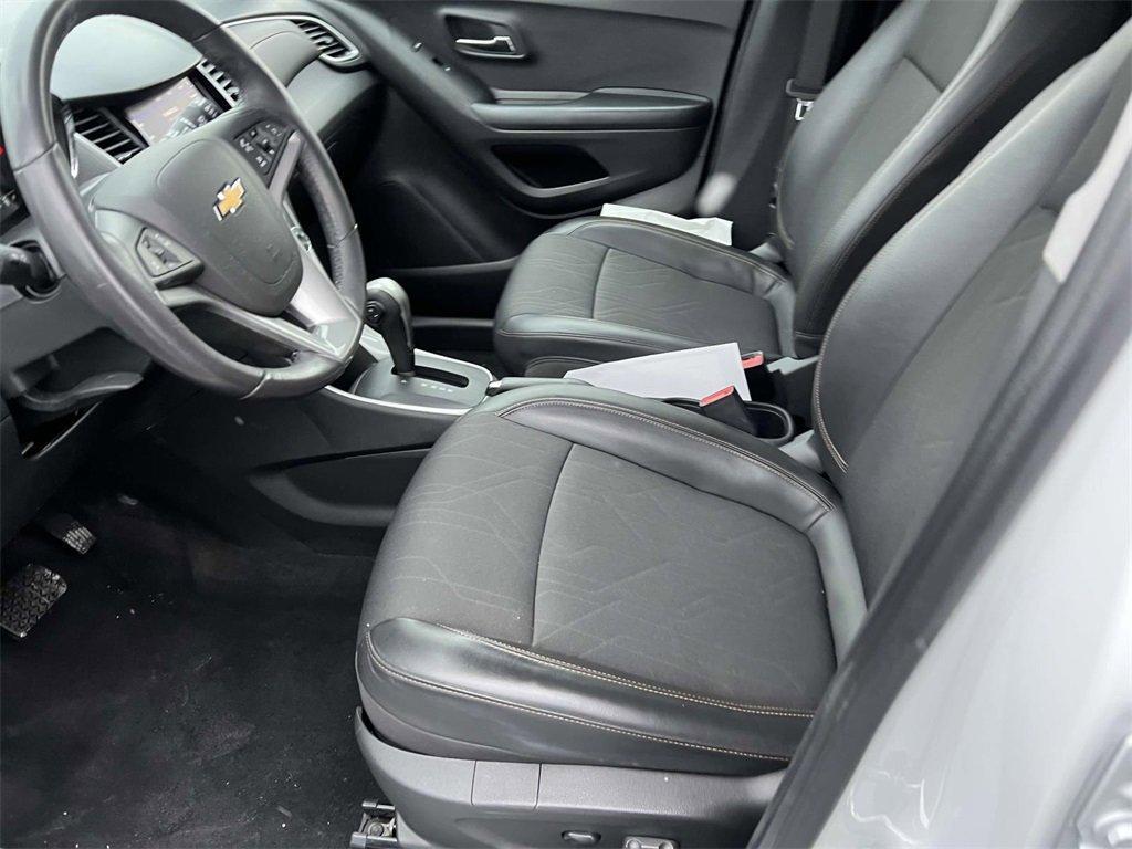 used 2022 Chevrolet Trax car, priced at $18,888