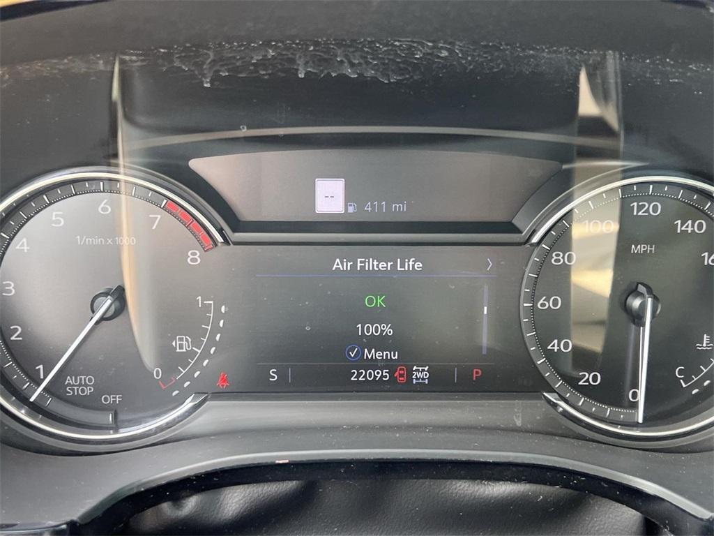 used 2022 Cadillac XT5 car, priced at $32,998