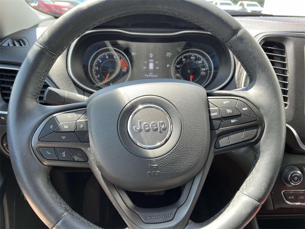 used 2019 Jeep Cherokee car, priced at $16,791