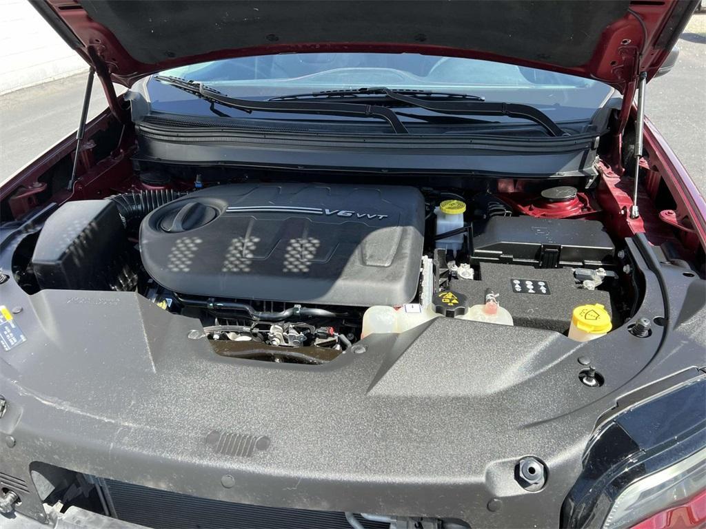 used 2019 Jeep Cherokee car, priced at $16,791