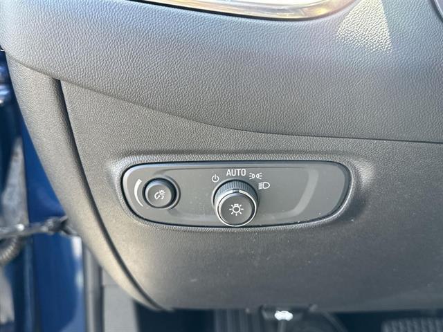used 2022 Chevrolet Equinox car, priced at $20,798