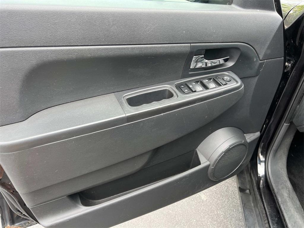 used 2012 Jeep Liberty car, priced at $1,999