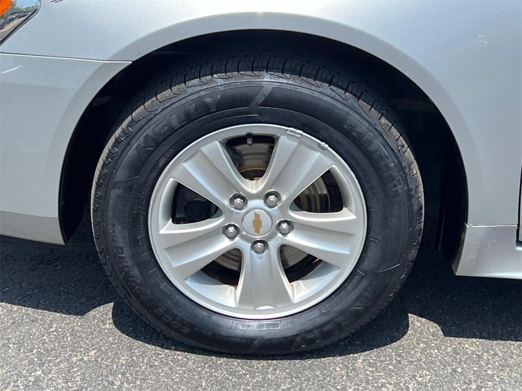 used 2013 Chevrolet Impala car, priced at $8,791
