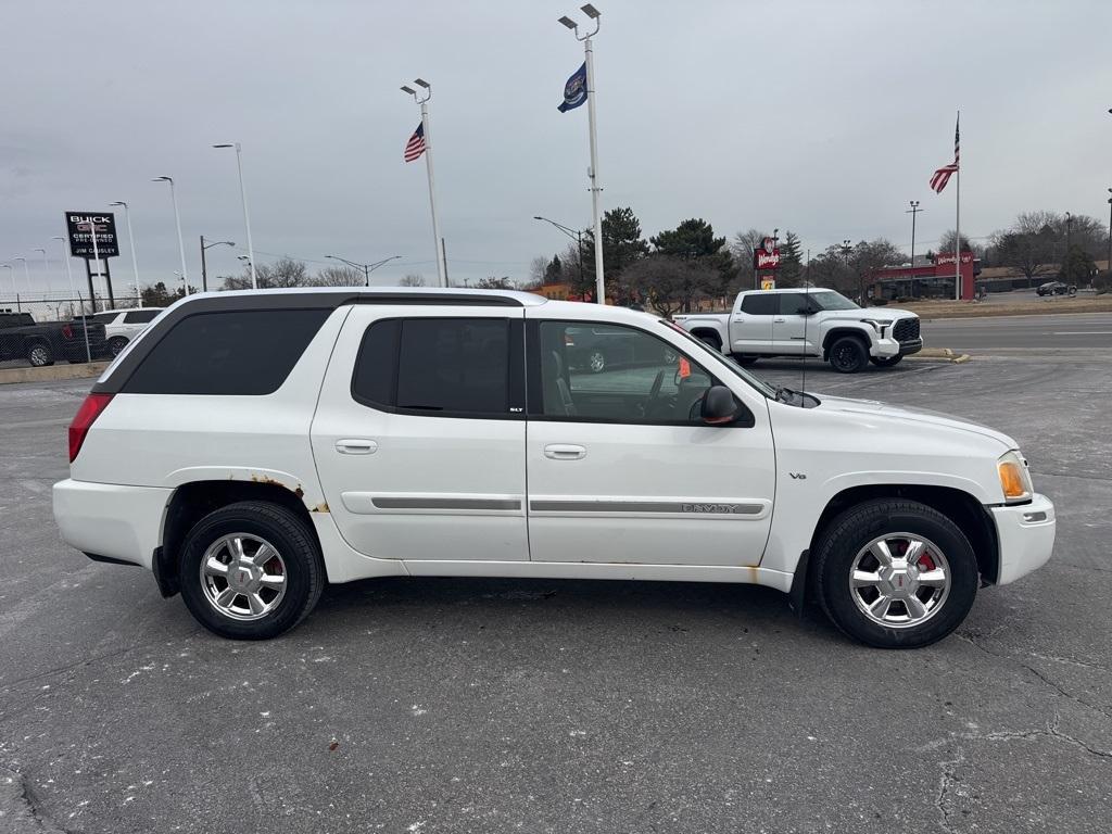 used 2004 GMC Envoy XUV car, priced at $3,499