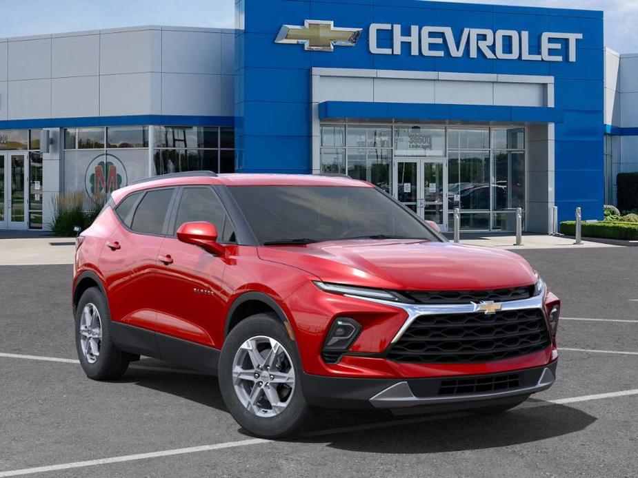 new 2025 Chevrolet Blazer car, priced at $36,221