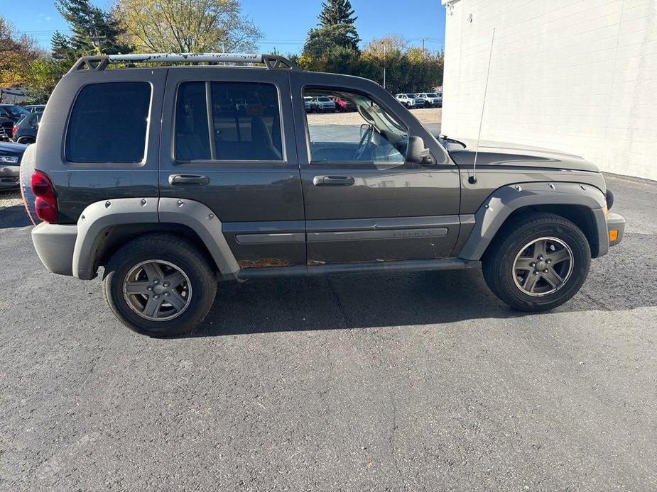 used 2005 Jeep Liberty car, priced at $2,999