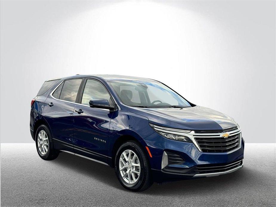 used 2023 Chevrolet Equinox car, priced at $21,188