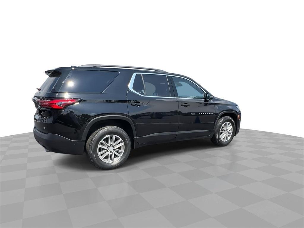 used 2023 Chevrolet Traverse car, priced at $32,998