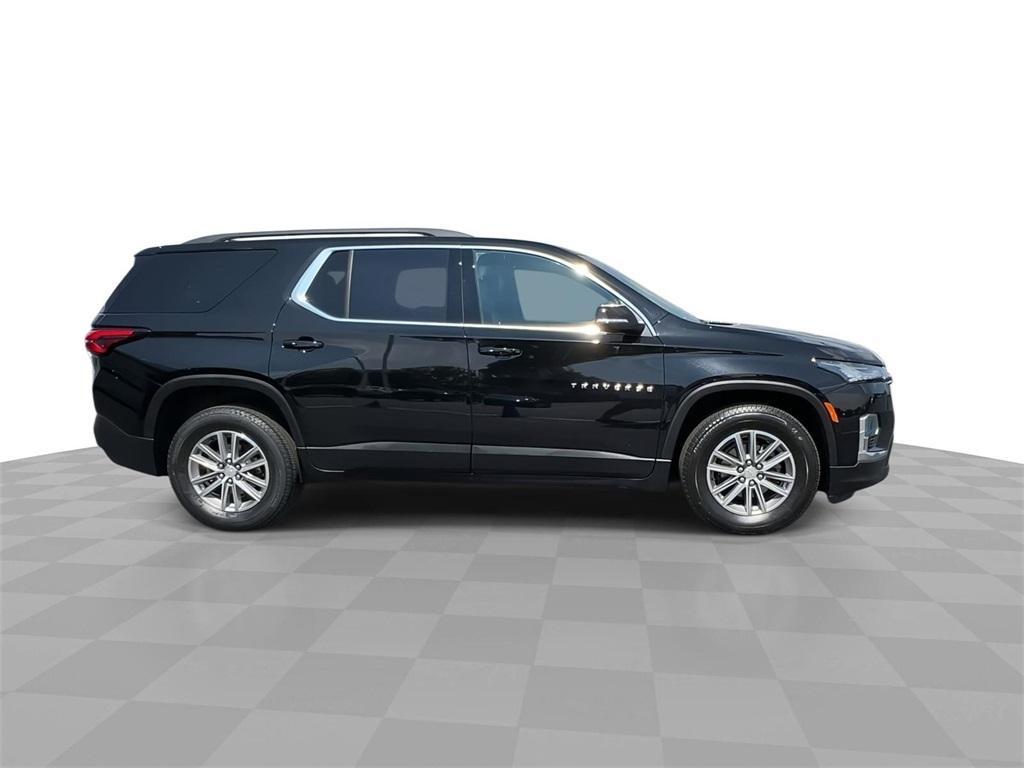used 2023 Chevrolet Traverse car, priced at $32,998