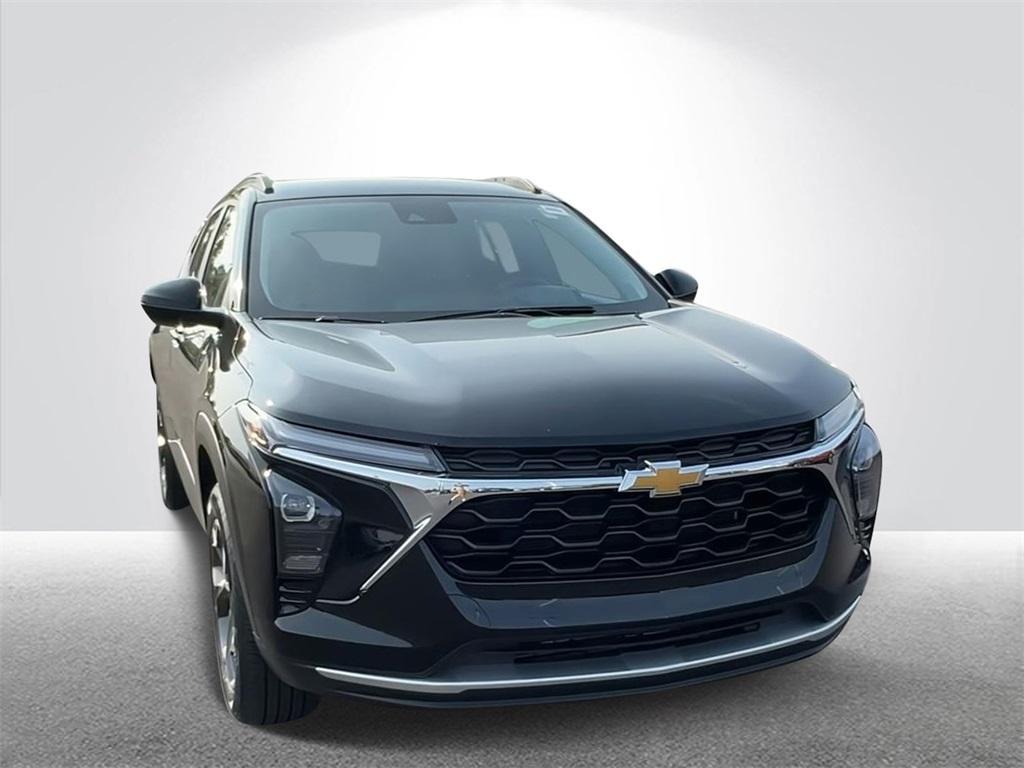used 2024 Chevrolet Trax car, priced at $21,998