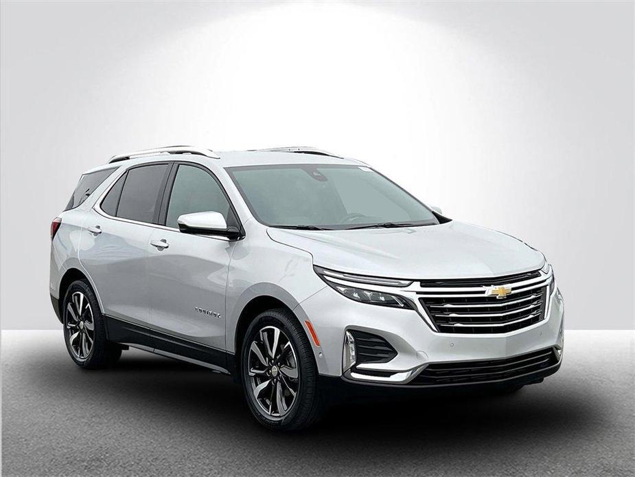 used 2022 Chevrolet Equinox car, priced at $24,288