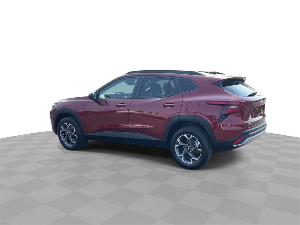 used 2024 Chevrolet Trax car, priced at $22,998