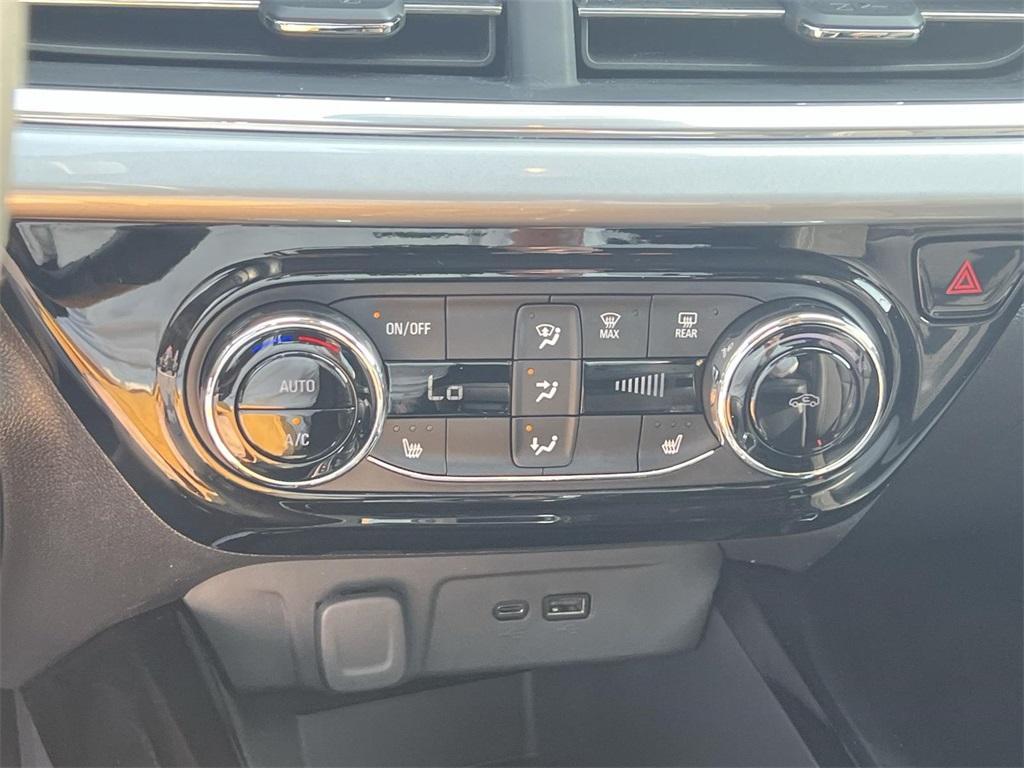 used 2024 Chevrolet Trax car, priced at $22,998