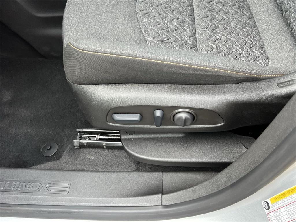 used 2022 Chevrolet Equinox car, priced at $19,598