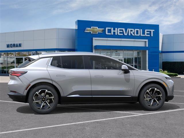 new 2025 Chevrolet Equinox EV car, priced at $33,090