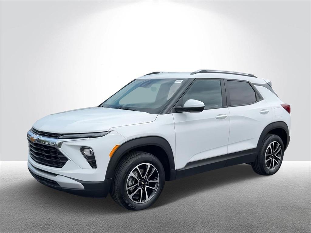 used 2024 Chevrolet TrailBlazer car, priced at $23,598