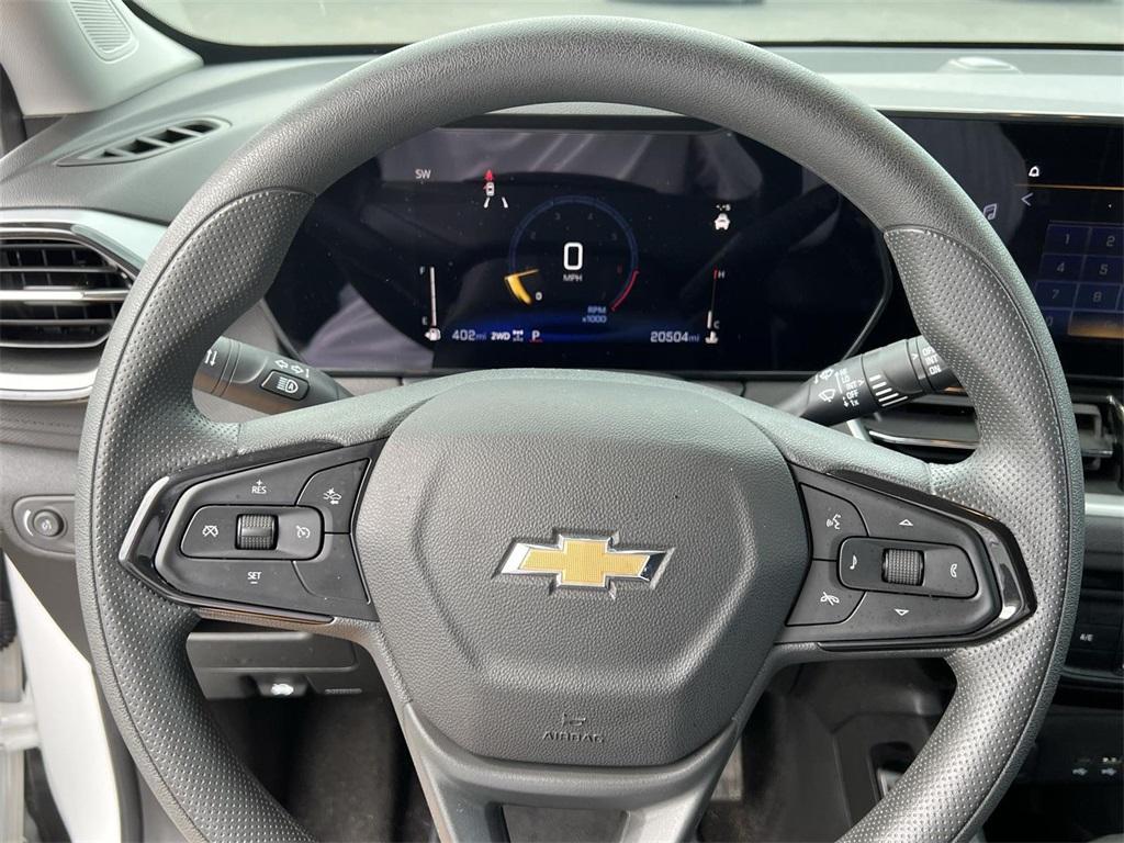 used 2024 Chevrolet TrailBlazer car, priced at $23,598
