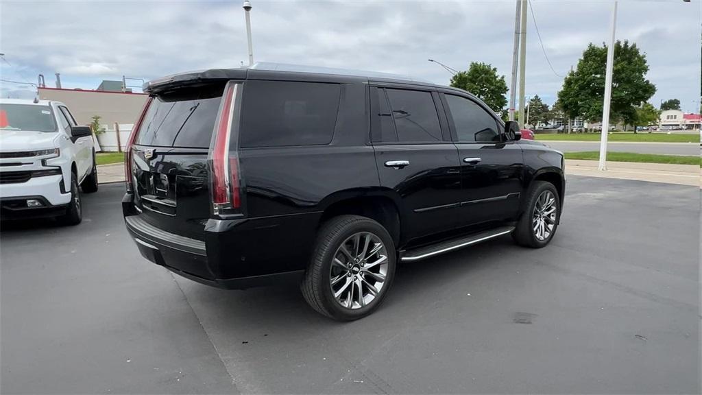 used 2020 Cadillac Escalade car, priced at $38,998