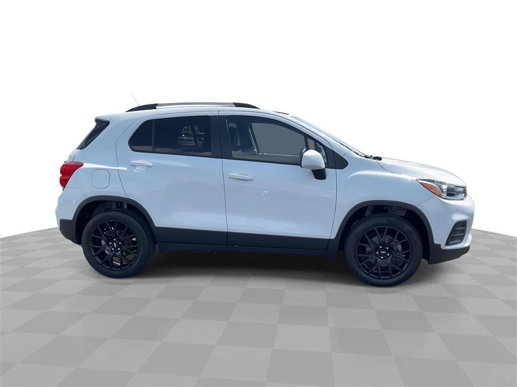 used 2022 Chevrolet Trax car, priced at $17,898