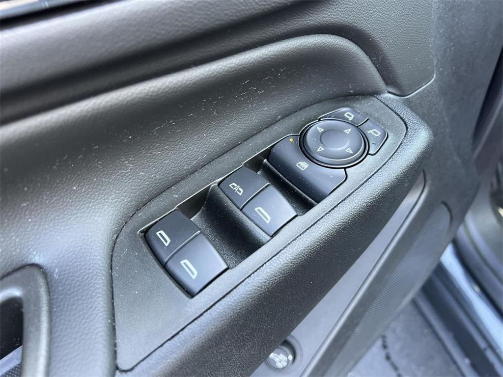 used 2023 Chevrolet Equinox car, priced at $21,998