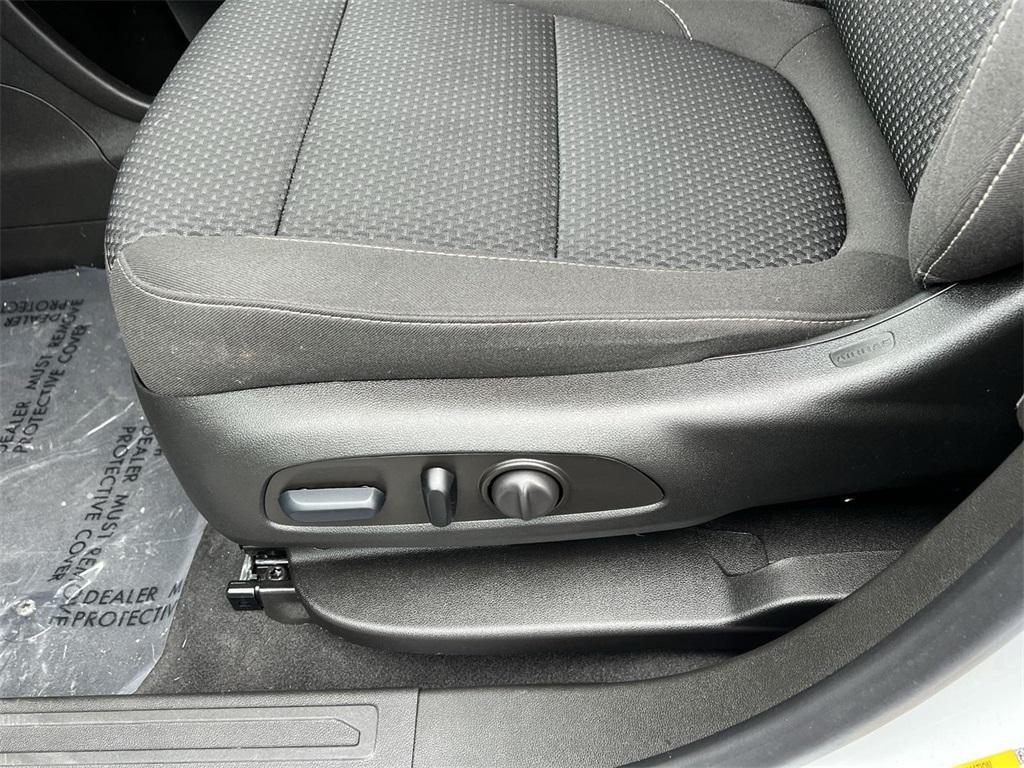 used 2023 GMC Acadia car, priced at $29,998