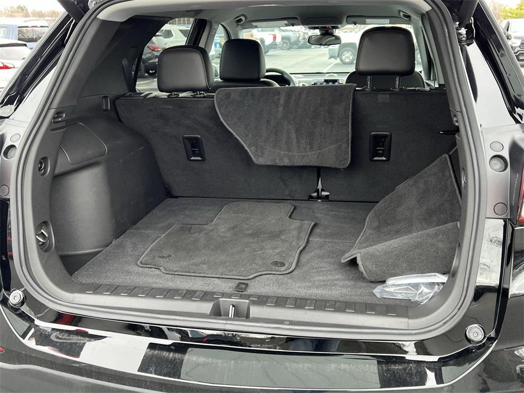 used 2024 Chevrolet Equinox car, priced at $25,998