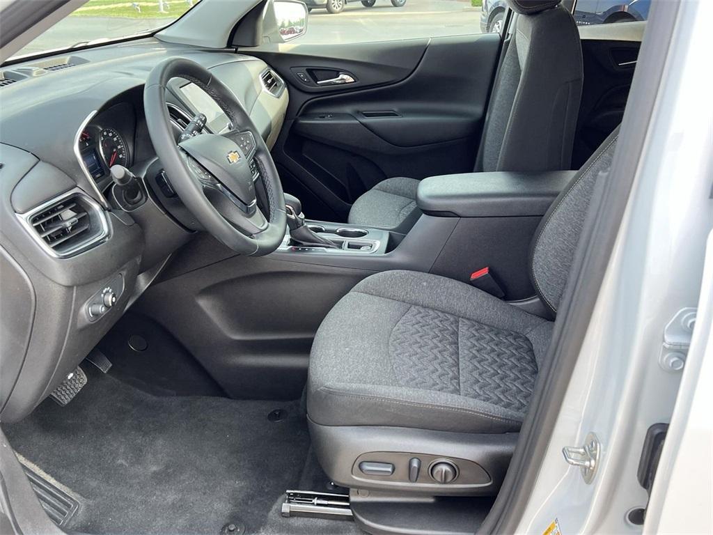 used 2024 Chevrolet Equinox car, priced at $22,598