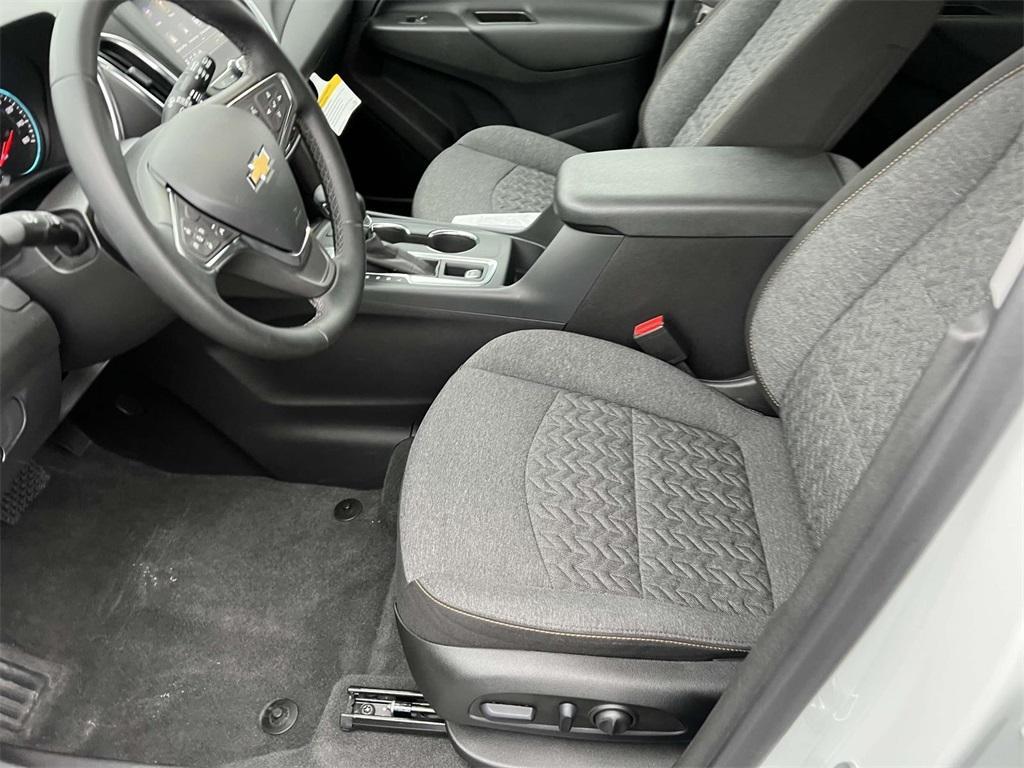 used 2024 Chevrolet Equinox car, priced at $21,998