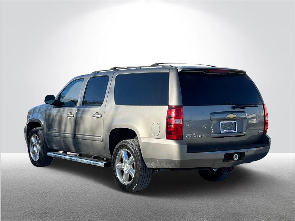 used 2012 Chevrolet Suburban car, priced at $8,899