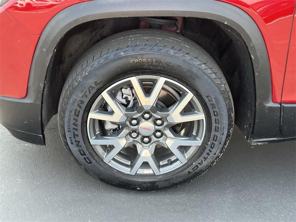 used 2022 GMC Acadia car, priced at $25,998