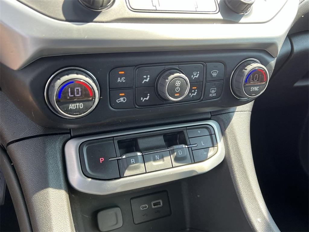 used 2022 GMC Acadia car, priced at $25,998