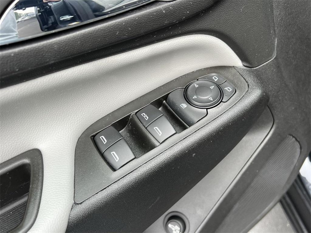 used 2023 Chevrolet Equinox car, priced at $21,598